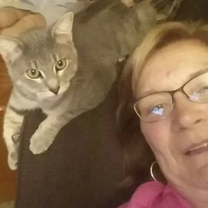 Meet your Posher, Becky